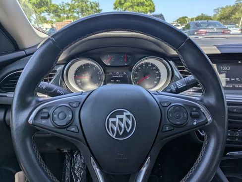 Used 2018 Buick Regal Preferred w/ Driver Confidence Package #1 FWD image 25