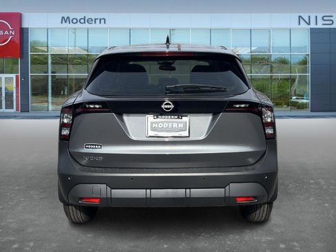 New 2026 Nissan Kicks S image 6