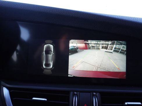 New 2025 Alfa Romeo Giulia AWD image 22