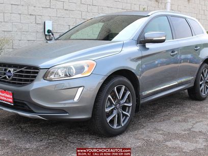 Used 2016 Volvo XC60 T6 Platinum w/ Climate Package