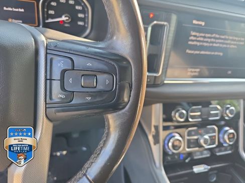 Certified 2021 GMC Yukon Denali w/ Denali Ultimate Package RWD image 27