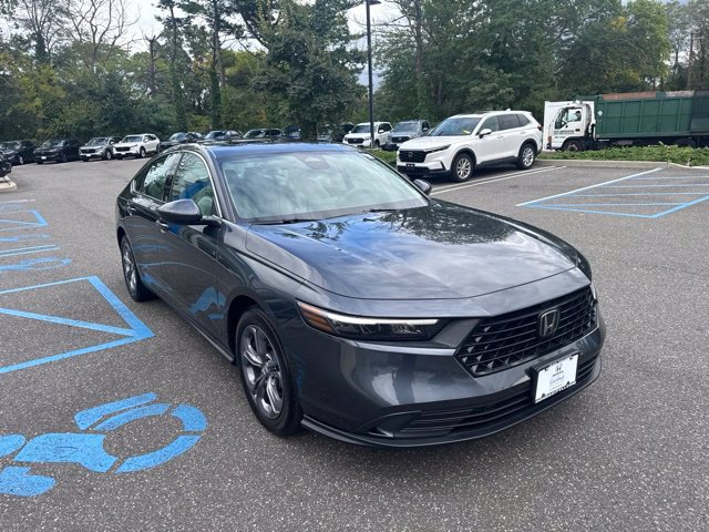 Used 2024 Honda Accord EX image 10