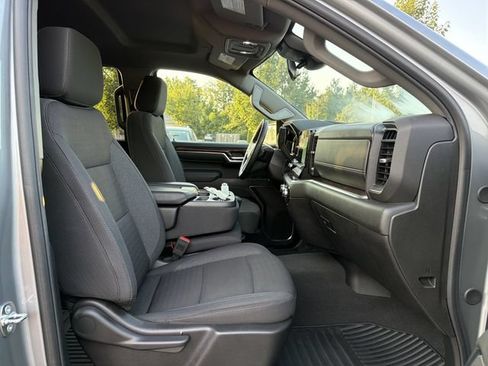 Used 2024 GMC Sierra 1500 SLE AWD/4WD image 16
