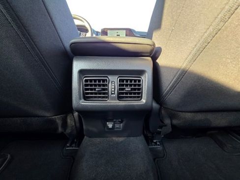 Used 2025 Toyota Camry LE image 31