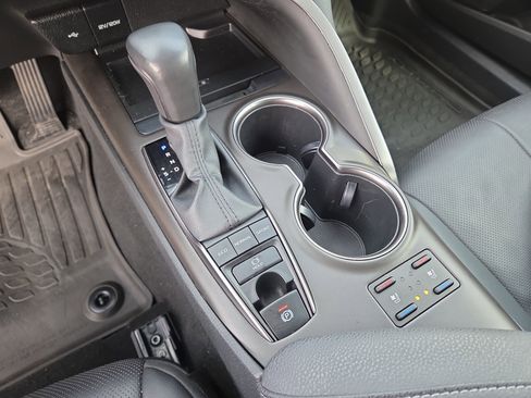 Certified 2022 Toyota Camry XSE image 24