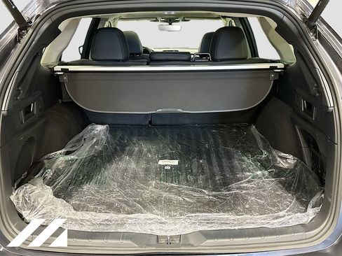 Used 2025 Subaru Outback Limited image 29