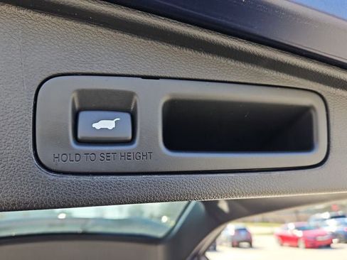 Used 2022 Honda CR-V Touring image 36