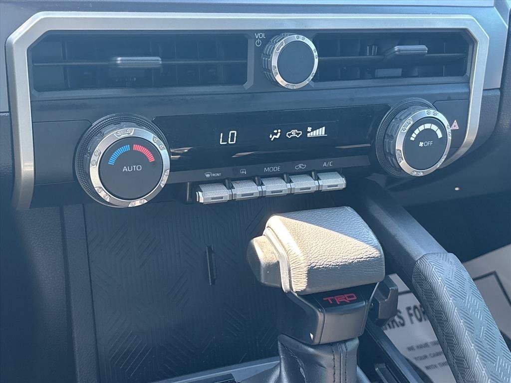 Used 2024 Toyota Tacoma TRD Sport RWD image 31