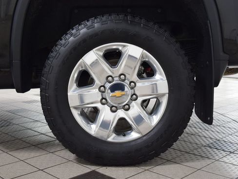 Used 2022 Chevrolet Silverado 2500 LTZ w/ LTZ Premium Package AWD/4WD image 29