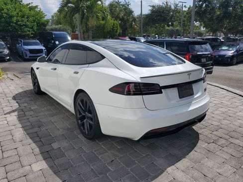 Used 2022 Tesla Model S Plaid AWD/4WD image 4