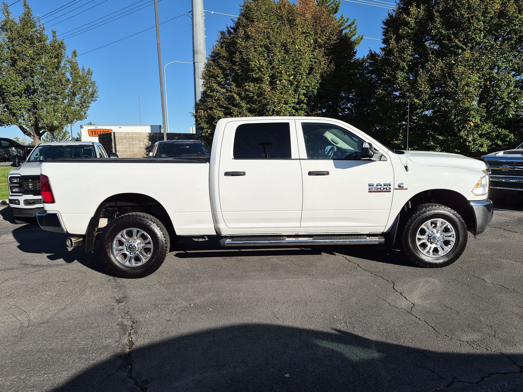 Used 2018 RAM 2500 Tradesman w/ Chrome Appearance Group AWD/4WD image 2