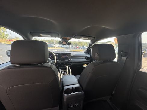 New 2026 Chevrolet Colorado W/T w/ WT Convenience Package II image 9