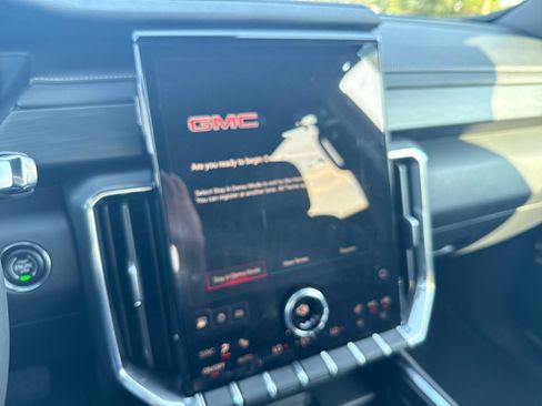 New 2026 GMC Acadia Elevation w/ Black Edition AWD/4WD image 30