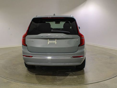 New 2026 Volvo XC90 T8 Plus w/ Protection Package Premier AWD/4WD image 4