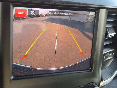 Used 2024 RAM 2500 Big Horn AWD/4WD image 18