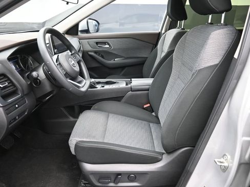 Used 2023 Nissan Rogue SV FWD image 20