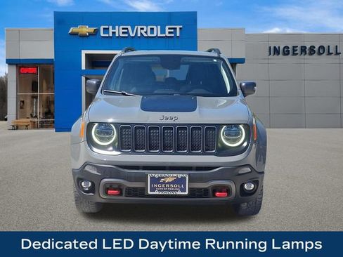 Used 2020 Jeep Renegade Trailhawk w/ UConnect 8.4 Nav Group AWD/4WD image 22
