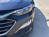 Used 2022 Chevrolet Malibu LT image 3