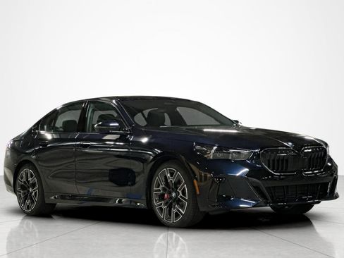 New 2027 BMW 530i xDrive w/ M Sport Package AWD/4WD image 7