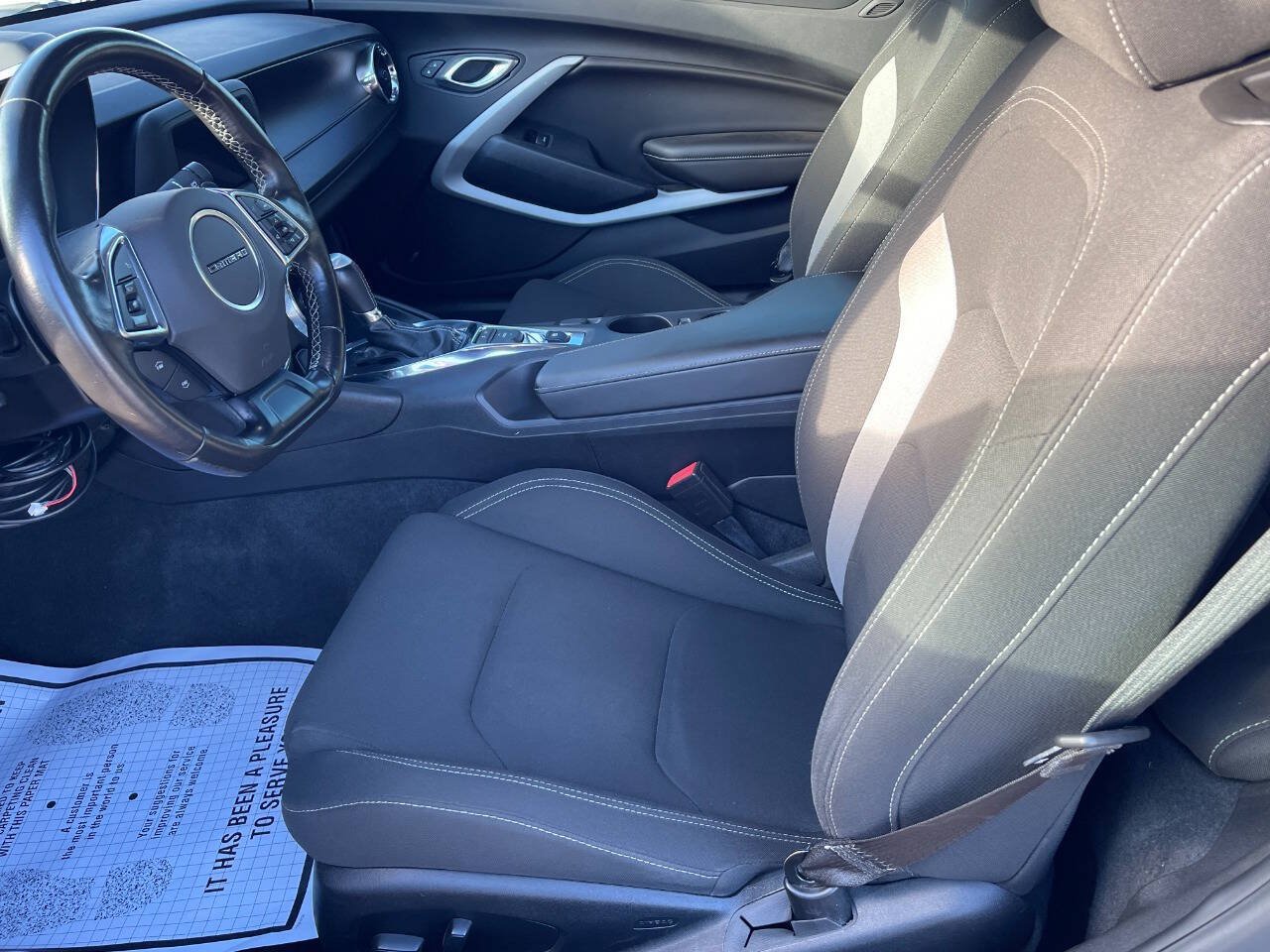 Used 2020 Chevrolet Camaro LT RWD image 15