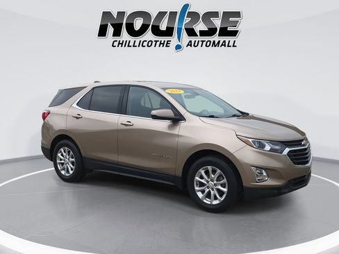 Used 2019 Chevrolet Equinox LT FWD image 2