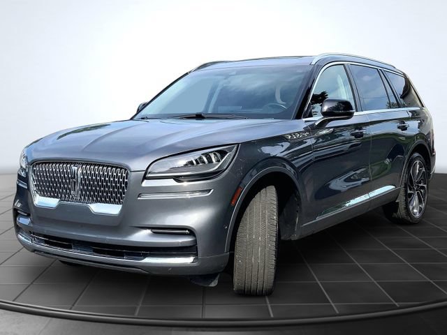Used 2023 Lincoln Aviator Reserve w/ Equipment Group 201A AWD/4WD image 4