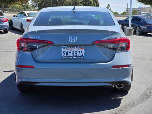 Used 2022 Honda Civic Sport image 32