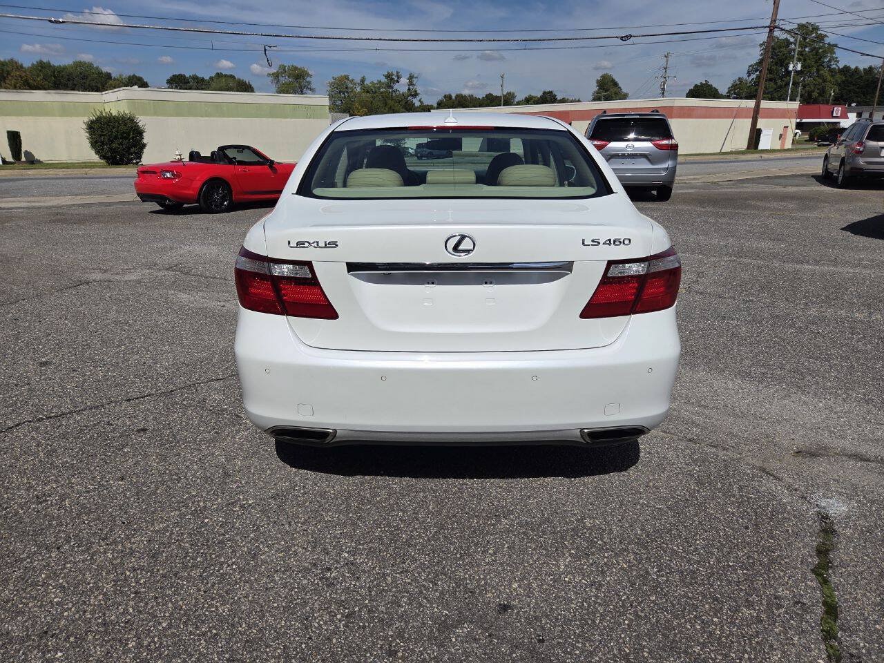 Used 2007 Lexus LS 460 w/ Comfort Pkg RWD image 4