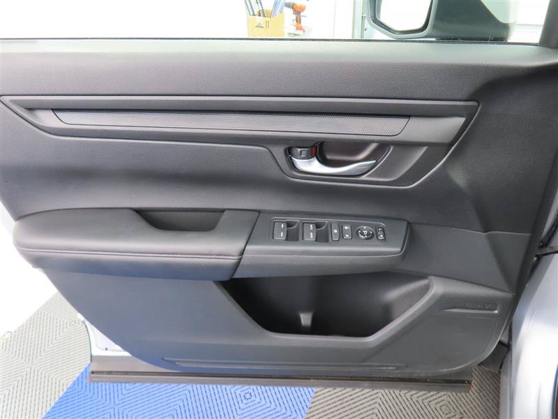 Used 2023 Honda CR-V EX image 15