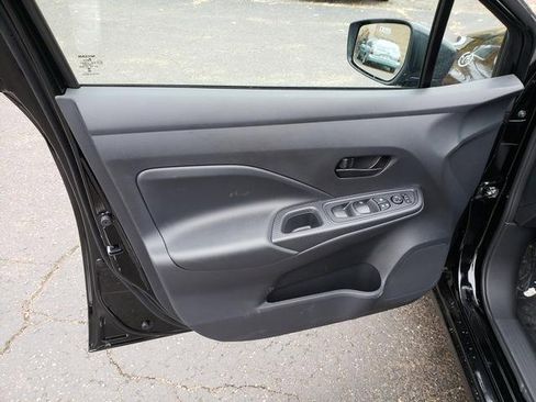 New 2025 Nissan Versa S image 12