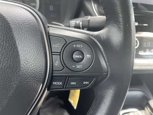 Used 2022 Toyota Corolla SE FWD image 15