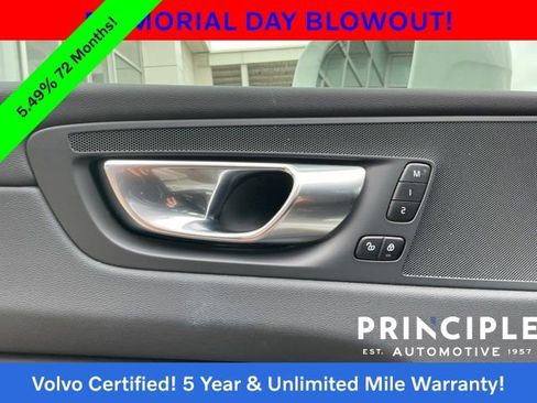 Certified 2023 Volvo XC60 B5 Core FWD image 27