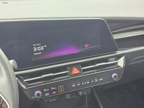 Certified 2024 Kia Niro Wind w/ Wind Preserve Package FWD image 27