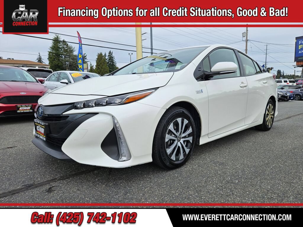 Used 2020 Toyota Prius Prime XLE FWD image 1
