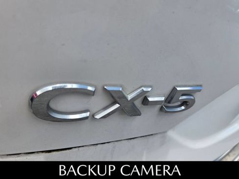 Used 2020 MAZDA CX-5 Touring FWD image 6