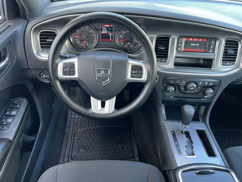 Used 2014 Dodge Charger SE RWD image 30