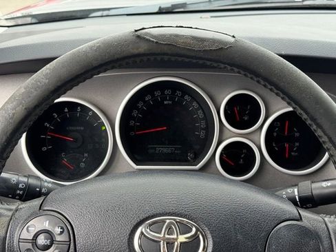 Used 2013 Toyota Tundra Limited w/ Memory Pkg AWD/4WD image 26