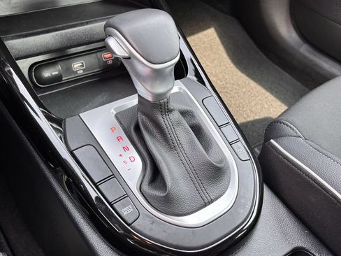 Used 2024 Kia Forte GT-Line FWD image 18