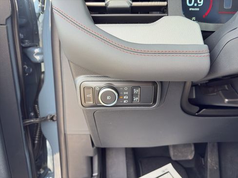 New 2026 Ford Explorer Active w/ Active Comfort Package AWD/4WD image 18