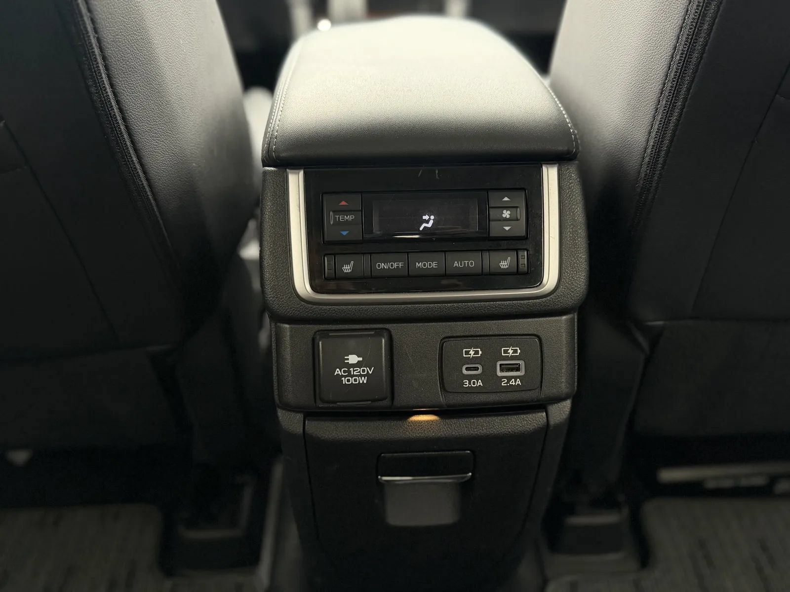 Used 2023 Subaru Ascent Touring AWD/4WD image 41