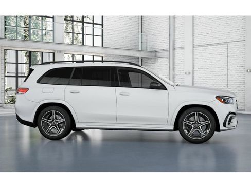 New 2026 Mercedes-Benz GLS 450 4MATIC image 16