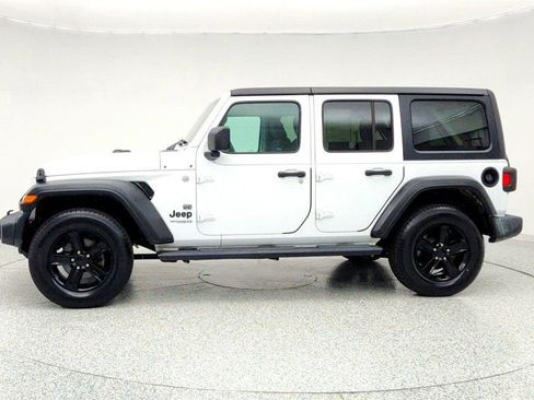 Used 2019 Jeep Wrangler Unlimited Sport image 8