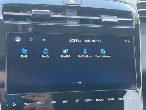 Certified 2024 Hyundai Tucson Limited image 11