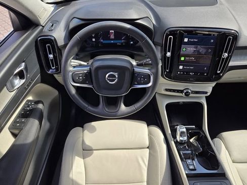 Certified 2023 Volvo XC40 B5 Plus w/ Protection Package Premier image 14