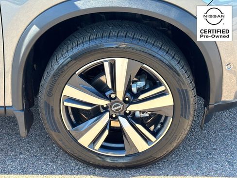 Certified 2023 Nissan Rogue SL w/ SL Premium Package image 11