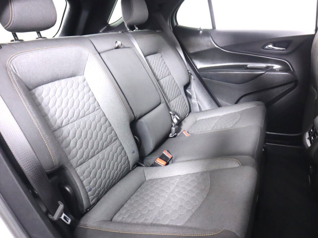 Used 2018 Chevrolet Equinox LT FWD image 36