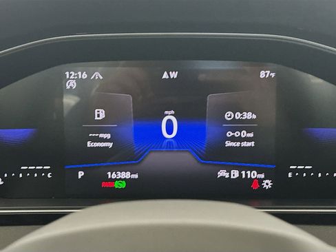 Used 2025 Volkswagen Jetta S FWD image 19