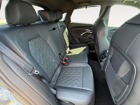 New 2026 Audi SQ5 Premium Plus AWD/4WD image 18