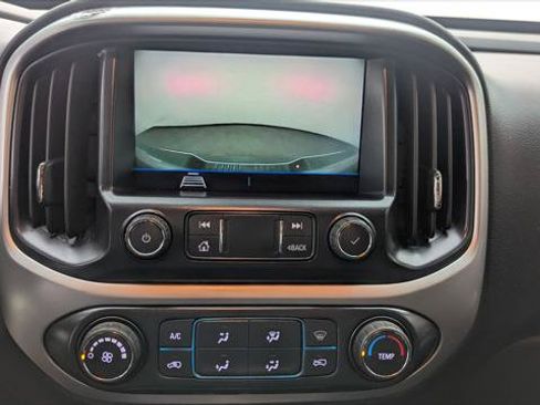 Used 2022 Chevrolet Colorado LT w/ Fleet Safety Package RWD image 27