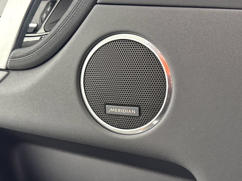 Certified 2025 Land Rover Discovery Sport S AWD/4WD image 29